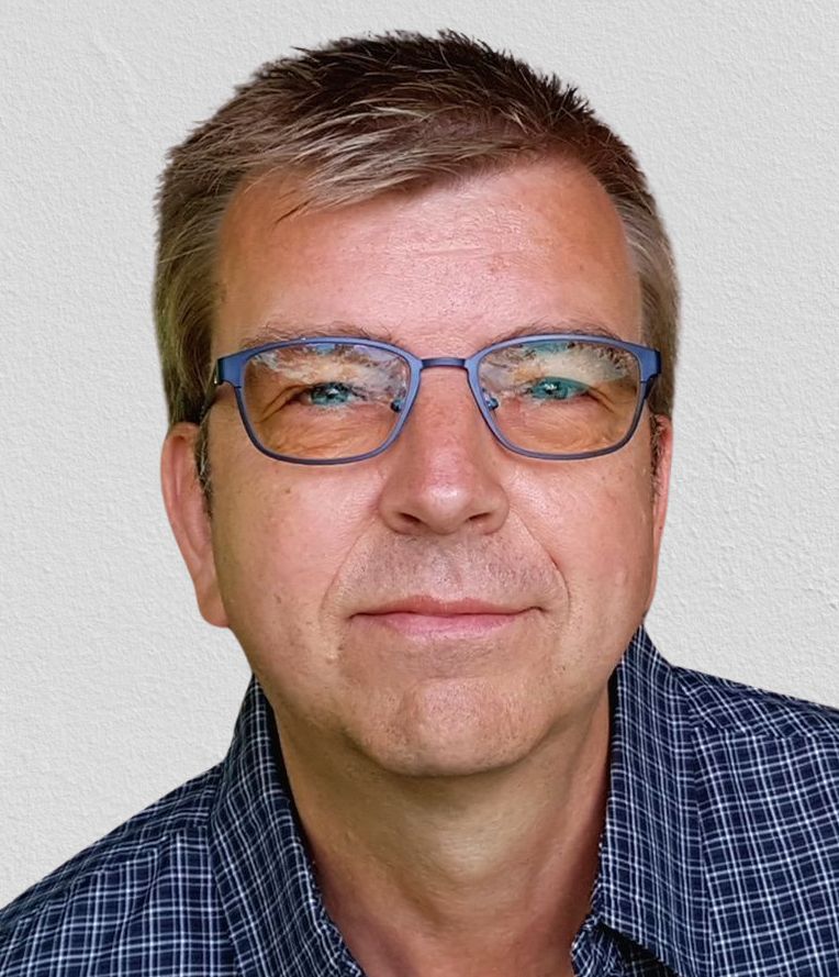 Hubert Schirneck: Das Nichts und das Etwas oder der hindernisreiche Weg zur Bäckerei Rose