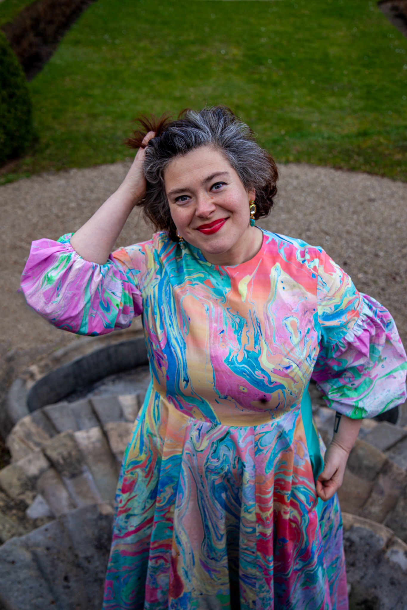 Nora Gomringer: Am Meerschwein übt das Kind den Tod