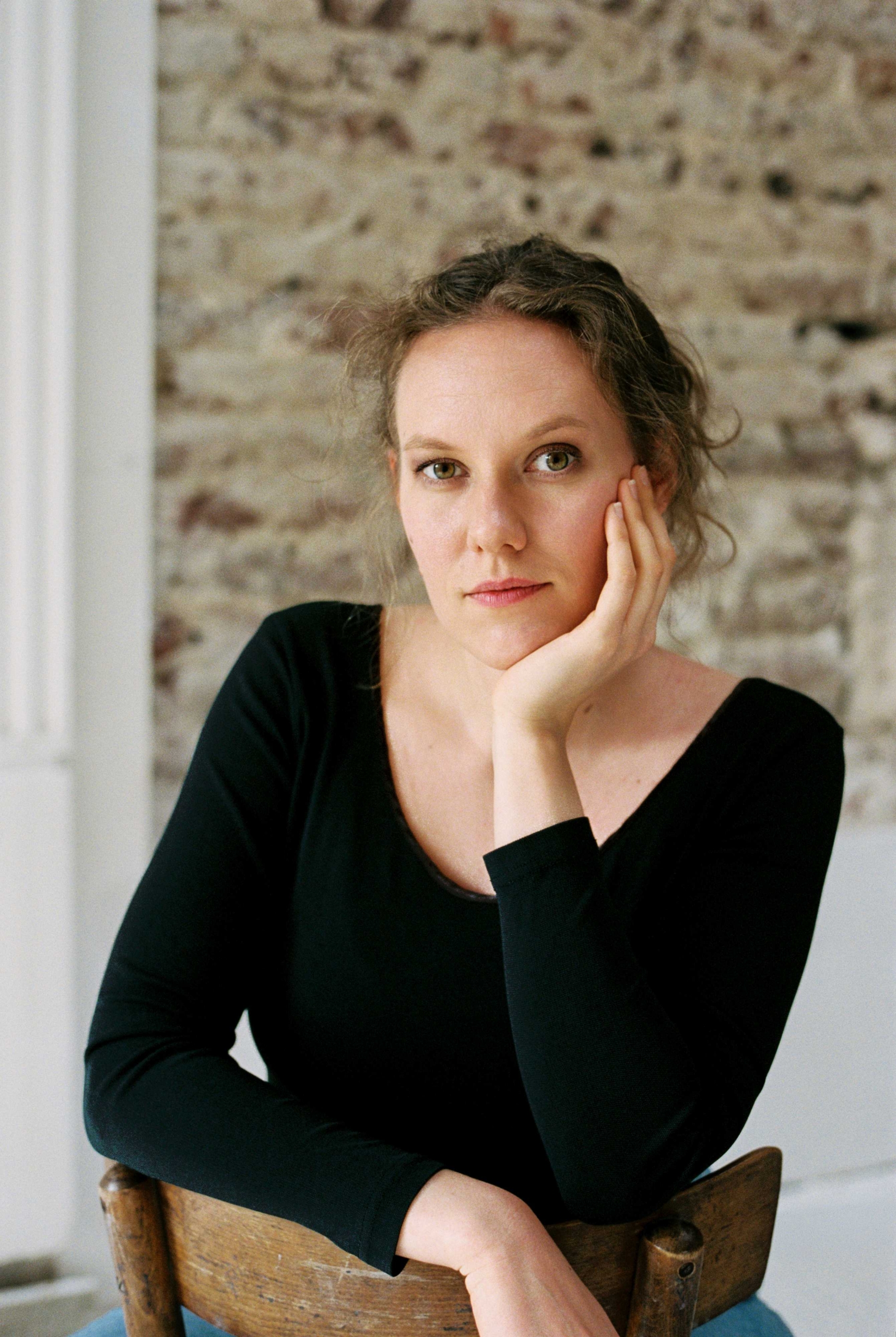 Vom Schnüren und Weben. Einblick in die Arbeit der Autorin Lina Thiede